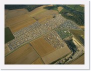 Zeltstadt Taubertal Festival aus dem Ballonkorb 7.8.09 -2- *  Happy Ballooning / Rothenburg o.d. Tauber || Das Bild wurde uns von Hr. Georg Reifferscheid von Happy Ballooning zur Verfgung gestellt. Mehr Infos unter www.happy-ballooning.de oder bei Happy Ballooning, - Ballonfahrten -, Paradeisgasse 17, 91541 Rothenburg ob der Tauber, Telefon 09861-87888, Telefax 09861-87880 *  Happy Ballooning / Rothenburg o.d. Tauber || Das Bild wurde uns von Hr. Georg Reifferscheid von Happy Ballooning zur Verfgung gestellt. Mehr Infos unter www.happy-ballooning.de oder bei Happy Ballooning, - Ballonfahrten -, Paradeisgasse 17, 91541 Rothenburg ob der Tauber, Telefon 09861-87888, Telefax 09861-87880 * 2816 x 2112 * (492KB)